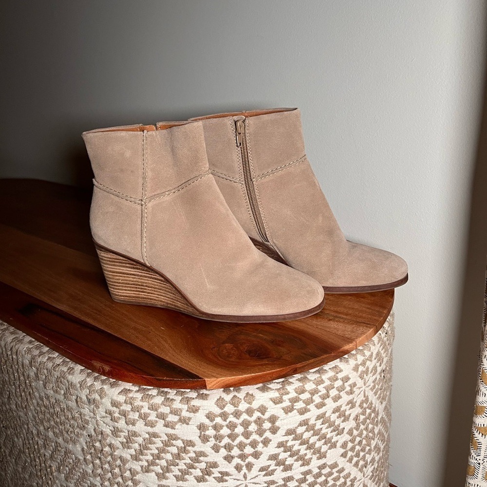 Lucky Brand Tan Suede Wedge Booties‎ | Women's Casual Boho Ankle Boots